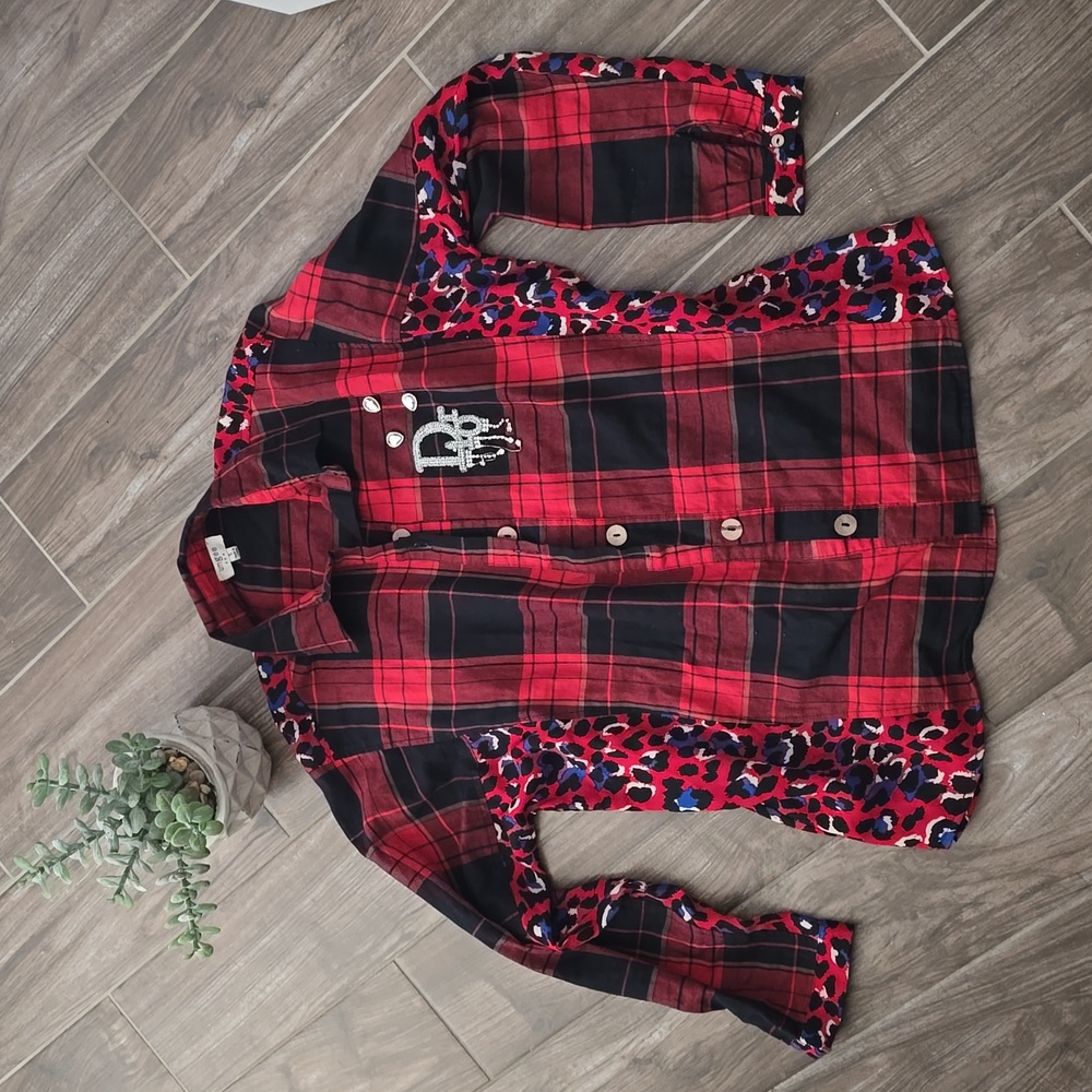 Umgee blouse plaid size S